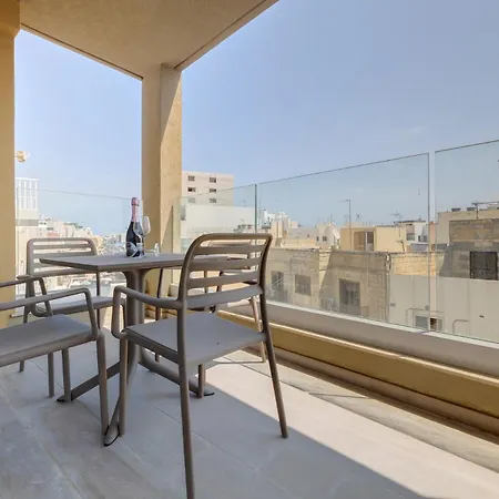 Wave Crest St. Paul's Bay