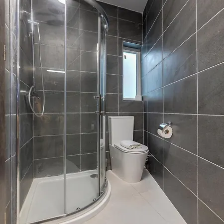 Wave Crest By Buena Vista *