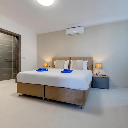 Apartment Wave Crest