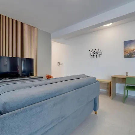 Wave Crest Apartamento St. Paul's Bay