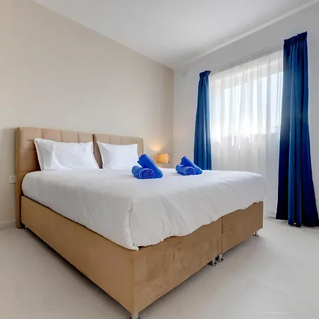 Wave Crest Apartment St. Paul's Bay