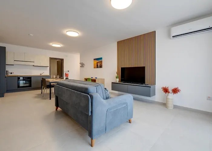 Wave Crest By Buena Vista *