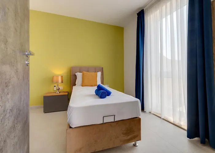 Wave Crest By Buena Vista