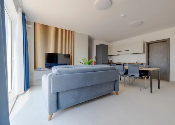 Wave Crest By Buena Vista