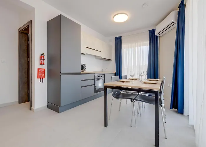 Wave Crest By Buena Vista San Pawl il-Baħar