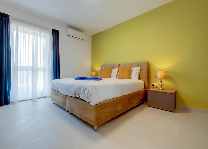 Wave Crest By Buena Vista