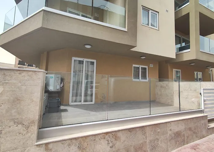 Wave Crest By Buena Vista * St. Paul's Bay