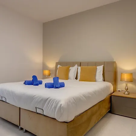 Wave Crest By Buena Vista *