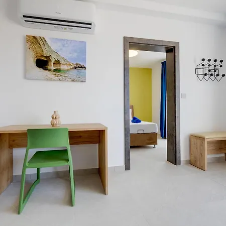 Wave Crest Apartmán *